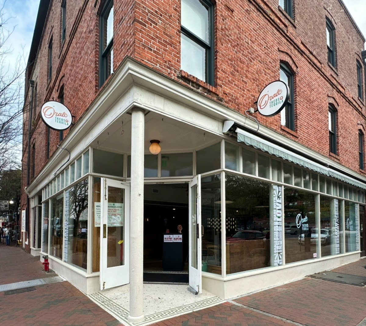 Órale Tacos Tequila