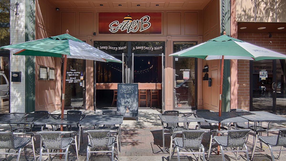 Sazzy B - Kenosha Restaurant